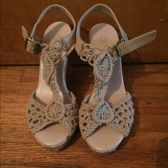 Women’s wedges - Picture 2 of 4